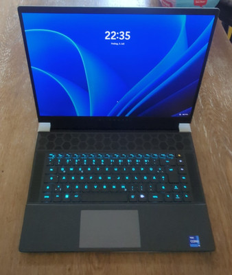 Alienware x16 R1 | i9-13900HK | RTX 4080 (12GB) | 32GB RAM | 2TB SSD | 240Hz QHD