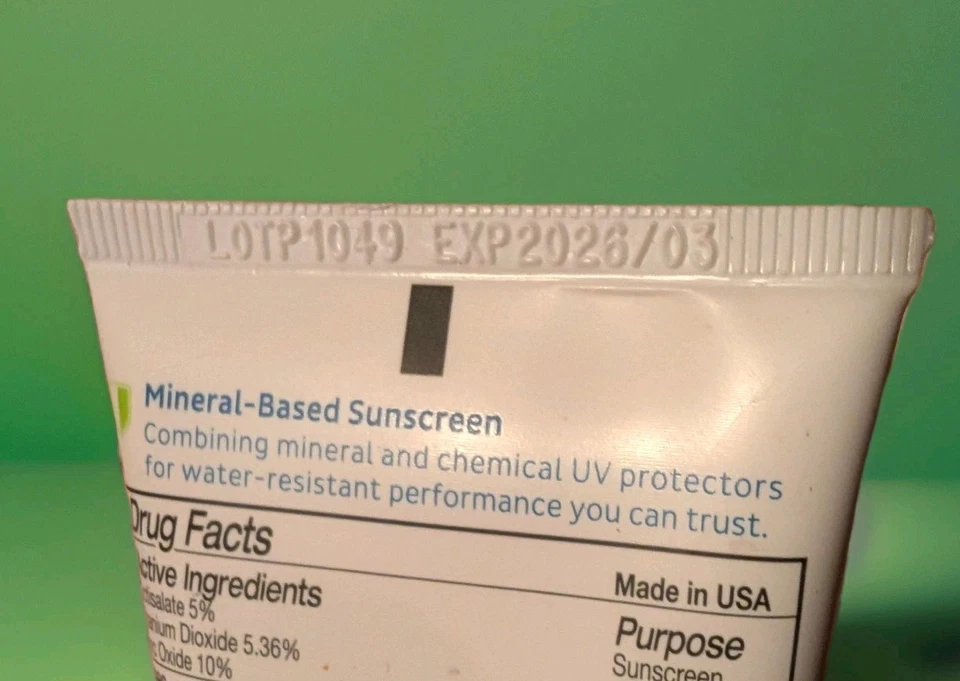 BLUE LIZARD Australian Sunscreen Kids WATER RESISTANT Mineral SPF 50+ Lotion 3oz - Image 3 of 3