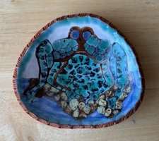 Vintage FERNANDO VELAZQUEZ VIGIL (1950-2002) Clay Frog Dish - VGUC