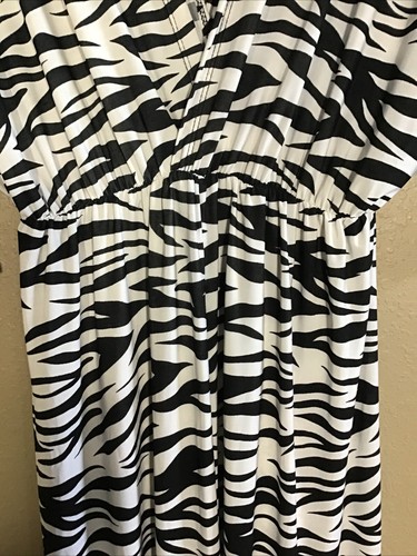 Ella Samani Dress Sz 1X Maxi Leopard Print Tie At Bodice USA Women 3/4 Sleeve 8 - Picture 18 of 18