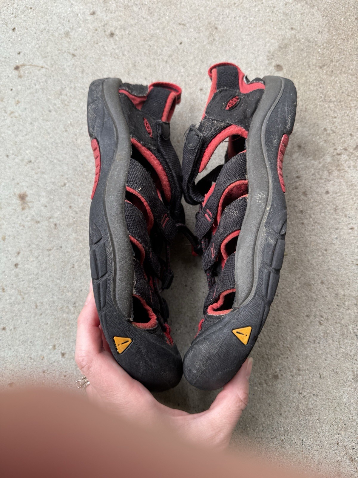 Sandali Keen bambino rosso nero taglia 5