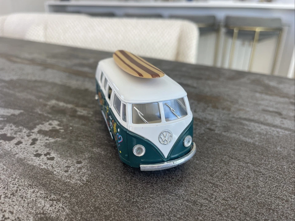 5" Kinsmart 1962 Volkswagen Bus w/Decal 1:32 Diecast Love Peace Green Pull & Go - Image 2 of 4