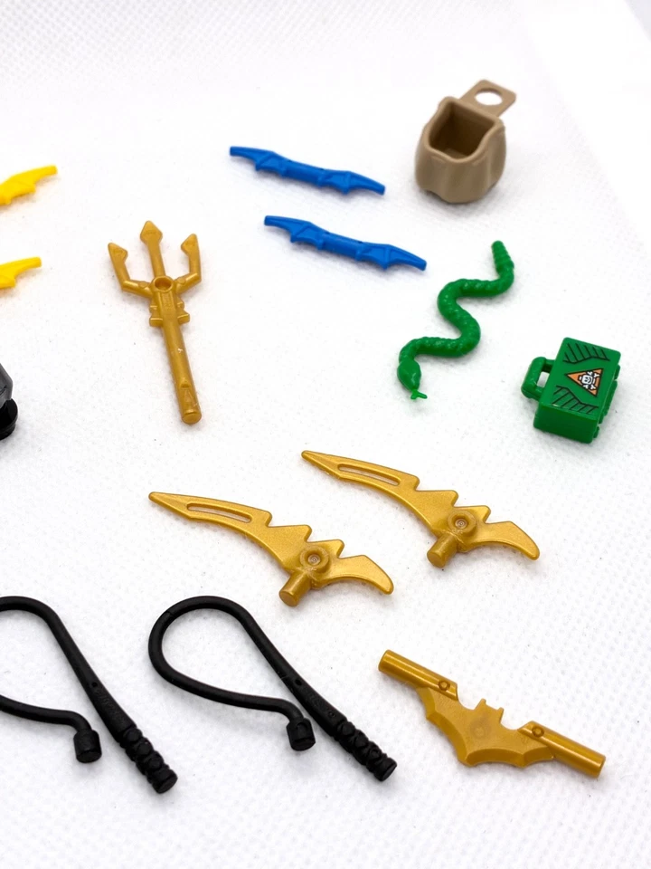 Lego Marvel DC Minifigura Accesorio LOTE Capitán América Thor Aquaman Batman Avenger Foto 3 de 3