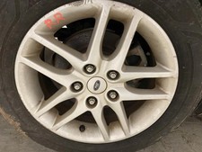 Wheel 16x6-12 Aluminum 5 Double Spokes Fits 10-12 Fusion 2038440 Wheel 16x6-12 Aluminum 5 Double Spokes Fits 10-12 Fusion 2038440