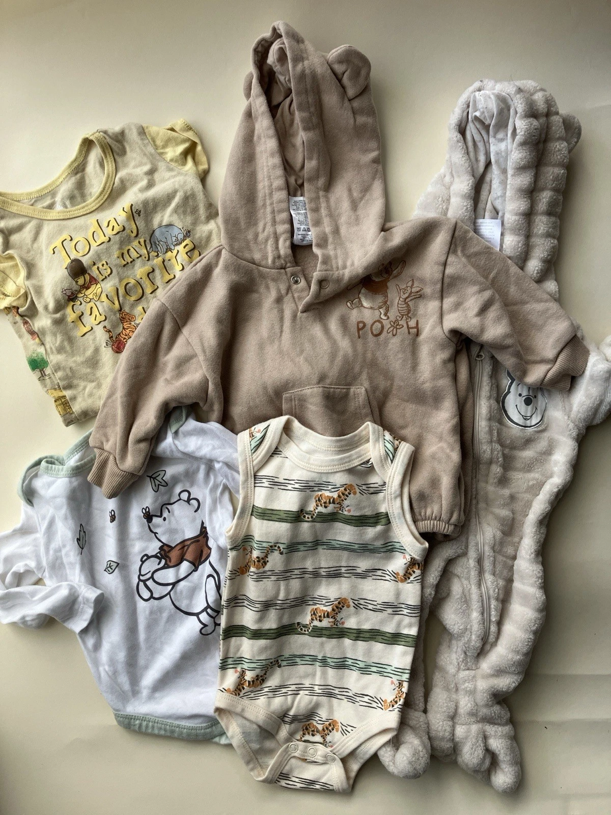 Disney Winnie the Pooh 5 Piece Baby Clothes Bundle 3-12 mos sizes