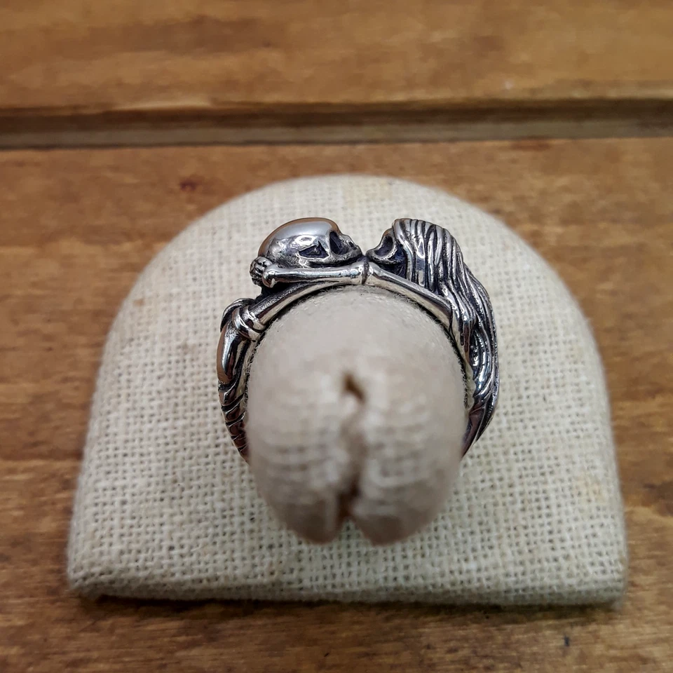 Anillo de plata esterlina esqueleto beso hecho artesanalmente vintage talla 9,5 Foto 4 de 4