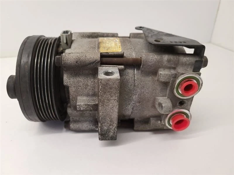 1997-2006 FORD MUSTANG AC Compressor 3V 4L3Z19703AB 97-06  - Image 2 of 4