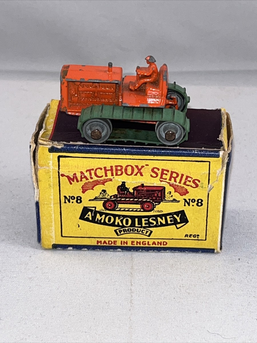 ミニカー MATCHBOX No.8 CATERPILLAR TRACTOR s-l400.jpg