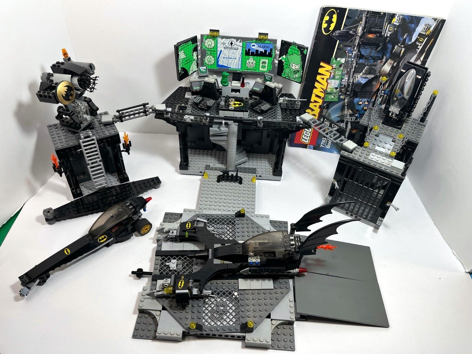 LEGO Batman I: The Batcave: Mr Freeze's Invasion 7783 + dragster 7779 see descrt