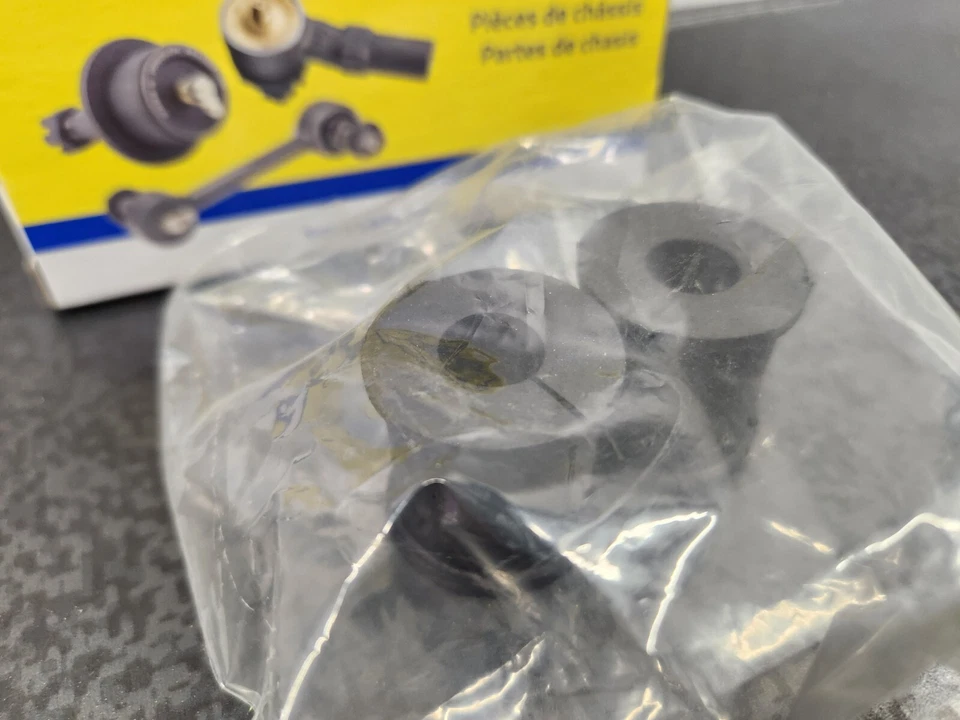 Moog K201386 Sway 杆架衬套套件 2 件套适用于丰田 Highlander ~ 全新 — 第 2/4 张图片