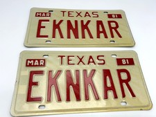 1981 Pair of Texas Personalized License Plates EKNKAR - New!