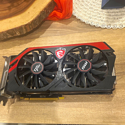 MSI NVIDIA GeForce GTX 770 Twin Frozr Dual Fan Heatsink PCIe x16 GPU