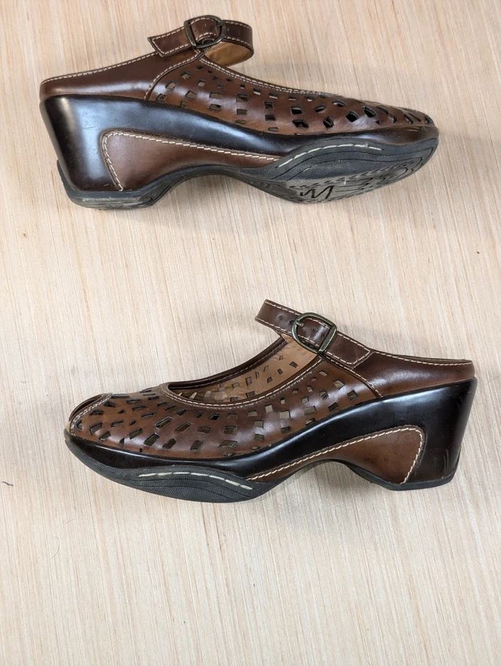 Zuecos de mula WhiteMt Peep Toe marrón imitación cuero talla 8M correa Mary Jane gruesa Foto 3 de 4