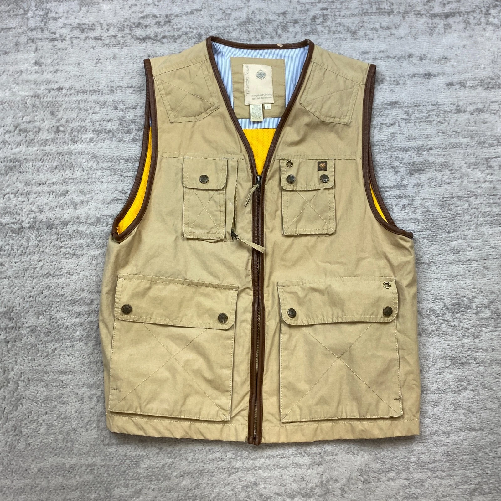 Territory Ahead Full Zip Vest Small Beige Tan Sleeveless Mens Fishing Outdoors