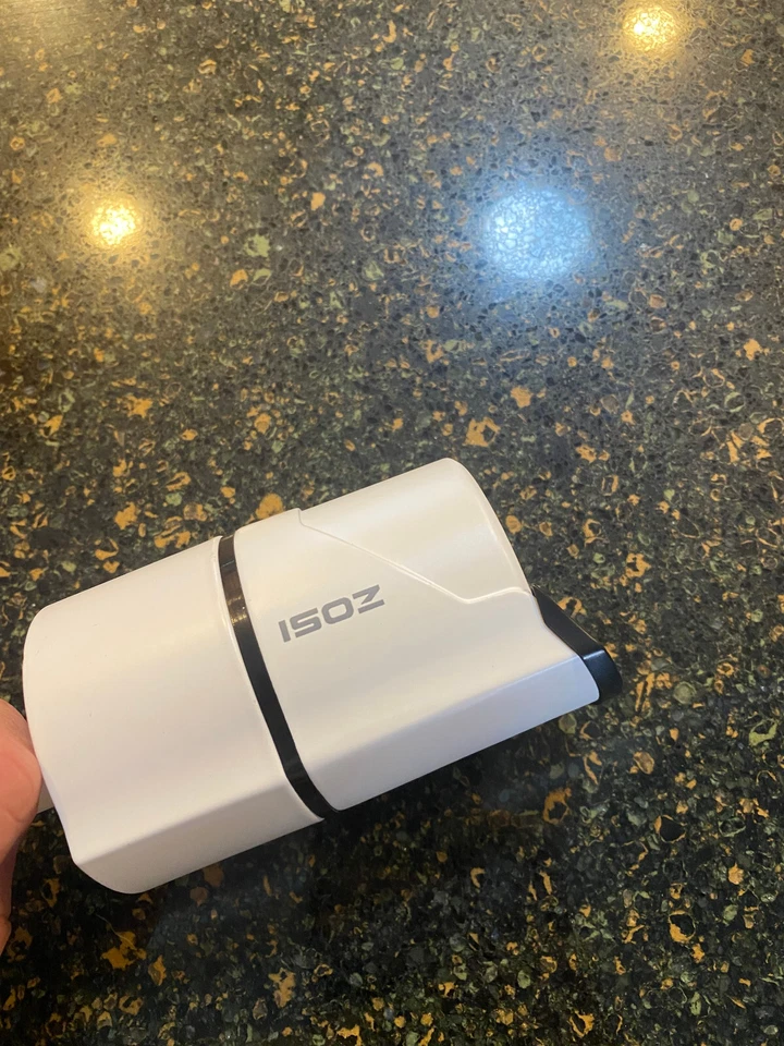 ZOSI 1AC-2612T-W-N Indoor and Outdoor Bullet Security Camera - Image 3 of 4