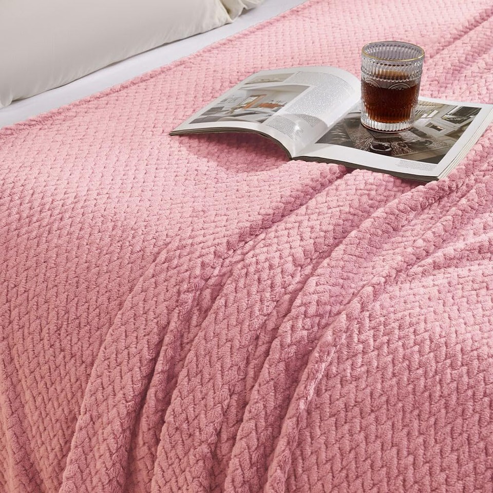 Kingole Flannel Fleece Luxury Throw Blanket Cherry Blossom Pink Travel