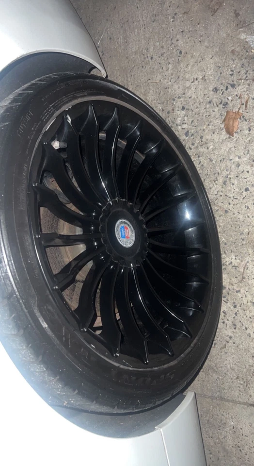 Got 3 alpina rims selling  - Image 2 of 3