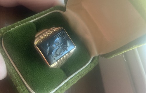 Antique 14K Gold Black Onyx Roman Soldier Knight Reverse Carved Ring Size 11 6.2 - Picture 3 of 12