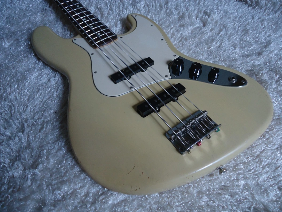 Fender Road Worn Jazz Bass for sale | eBay
