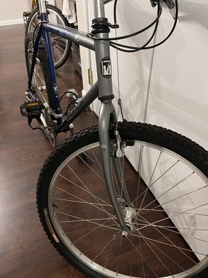 Trek 850 Mt. Track Chromoly Mountain Bike 26 Trek 850 Mt. Track Chromoly Mountain Bike 26