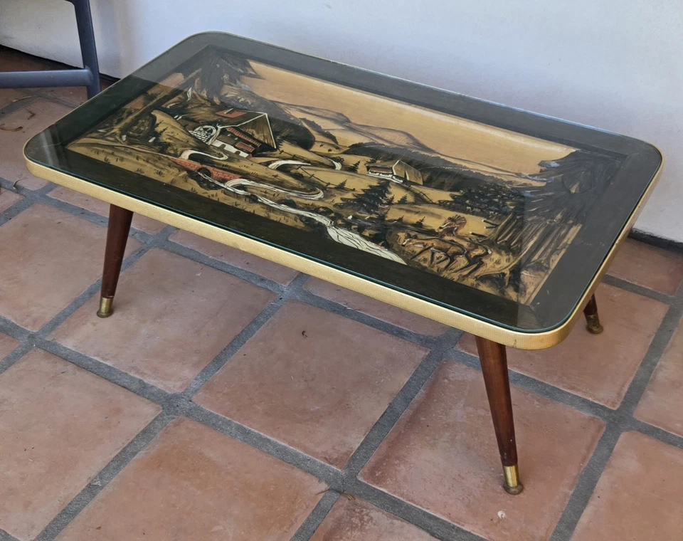 Vintage German Hand Carved Painted 3D Black Forest Chalet Coffee Table MCM - Image 4 of 4