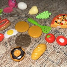 Lot 28 Piece Of play food , Food, And Groceries.