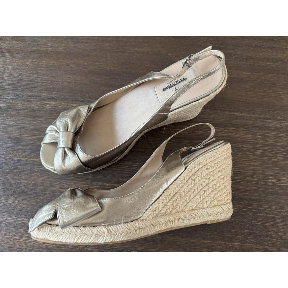 Sandalias Valentino Garavani para mujer 40 hechas en Italia bronce dorado cuñas Foto 2 de 4