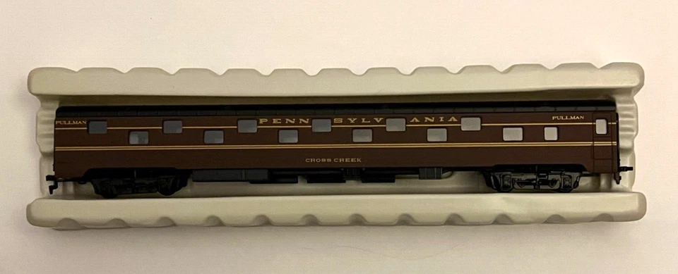 IHC HO 1930’s Pennsylvania Duplex Sleeper ‘Cross Creek’. - Image 2 of 4