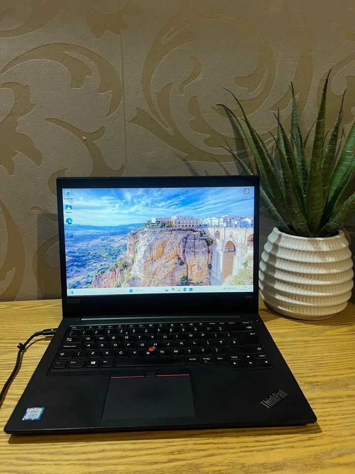 Lenovo E490 i3-8th Gen 1.60GHz. 8GB RAM, 256GB NVME, Win 11 - Image 3 of 4