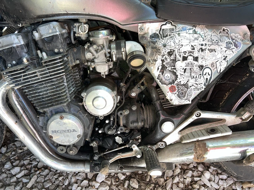 Motocicleta Honda Nighthawk vintage años 80 para piezas/sin título/CB650SC?CB750? Foto 4 de 4