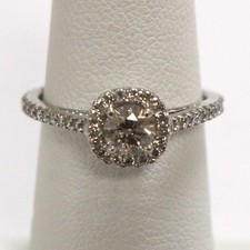 14K White Gold Diamond Halo Engagement Ring Approx. .86 C.T.W 2.2g S MI1016820 