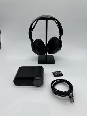 SteelSeries Arctis Nova Pro Wired Gaming Headset High-Res Audio PC Black