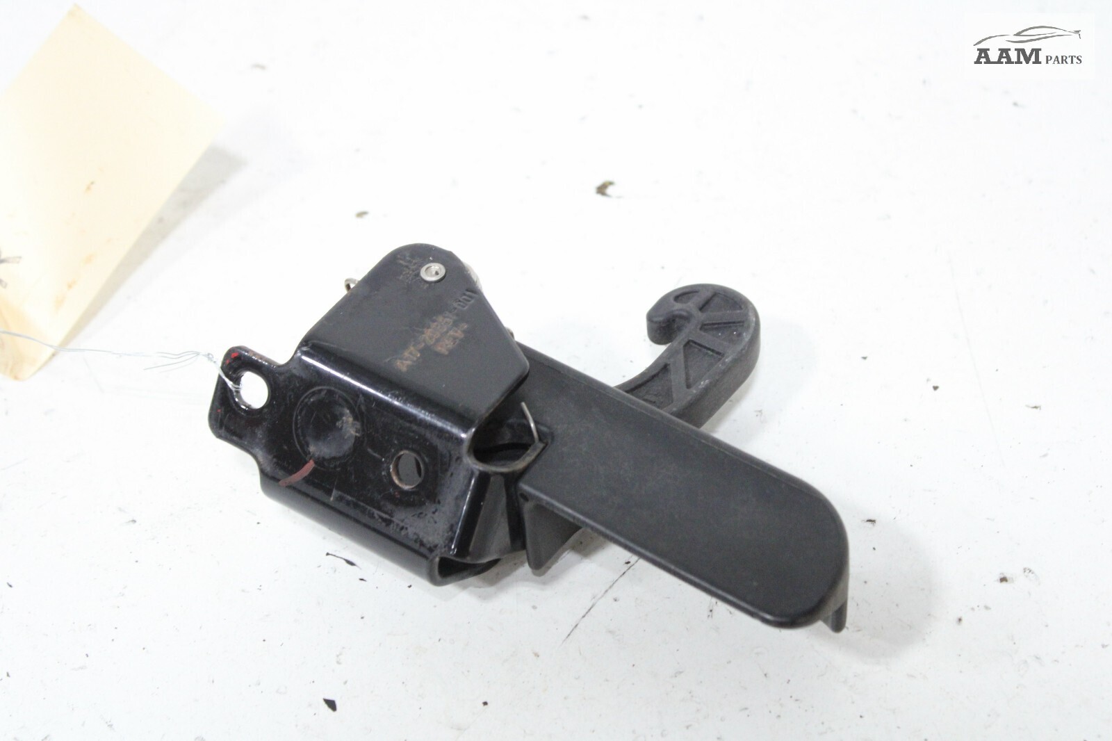 18-24 FREIGHTLINER CASCADIA FRONT RIGHT HOOD LATCH LEVER LOCK 17-20938-001 OEM