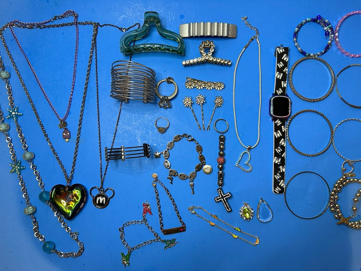 Mixed Jewelry 32-Lot Some Vintage To Modern - Rhinestone  display picture 3