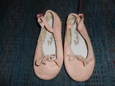 Theatricals Small Child Pink Ballet Slippers Size 9 M With Sewn In Straps