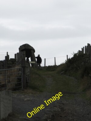 Photo 6x4 Visitor at Legananny Dolmen Gransha/J2542 This gives a good id c2014