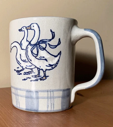 dc'd vtg gaggle of geese blue gingham louisville stoneware pottery 4" coffee mug