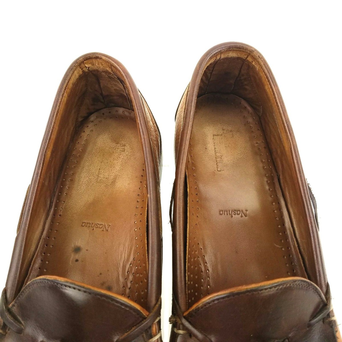 Allen Edmonds Nashua Tassel Loafer tan w/tan trim Allen Edmonds Nashua Tassel Loafer 10.5 B Brown Leather Made  main image 4