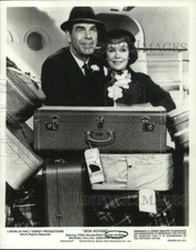 1962 Press Photo Actress Jane Wyman & Co-Star in "Bon Voyage" Movie - lrp71479