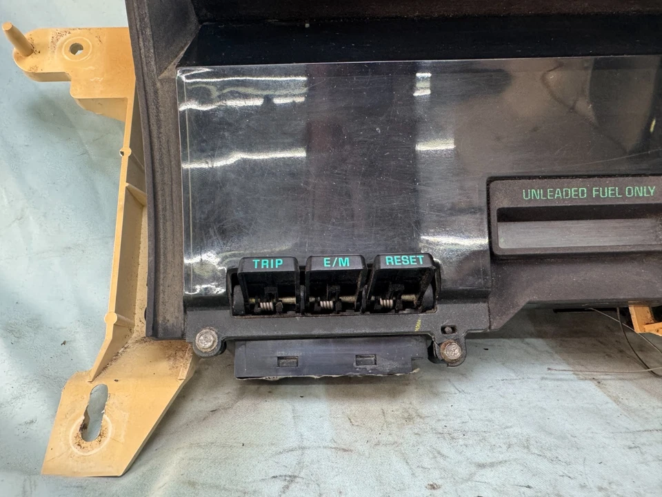 UNTESTED 89-94 S15 Blazer Jimmy Bravada S10 Digital Dash Cluster 25085887 - Image 2 of 4