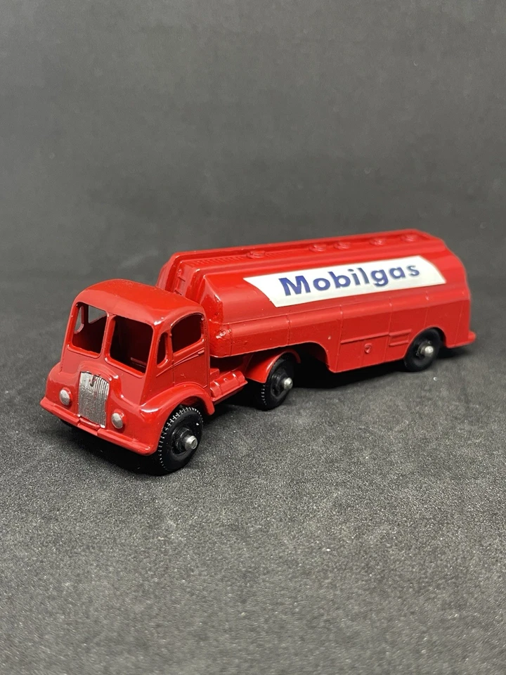 Vintage Lesney Matchbox Accessory Major Pack Custom Mobilgas Tanker  Restored. - Image 2 of 4