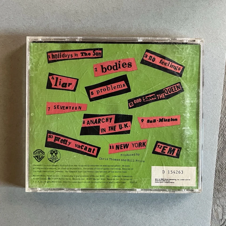 The Sex Pistols CD Nevermind The Bollocks Early Press Foto 2 de 4