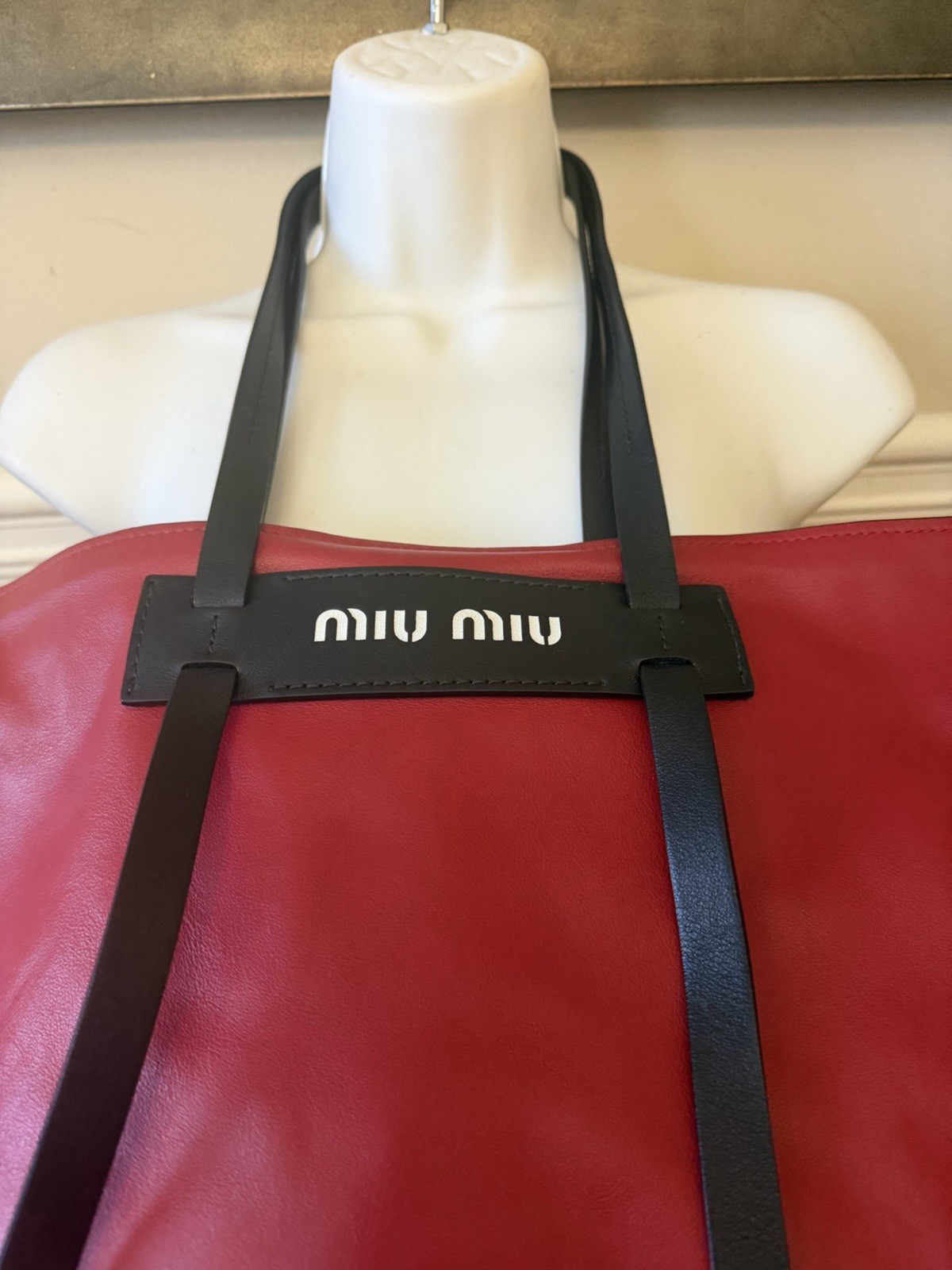 Preloved Authentic MIU MIU Grace Lux Shopping Tote Bag Red w/o Wallet Insert