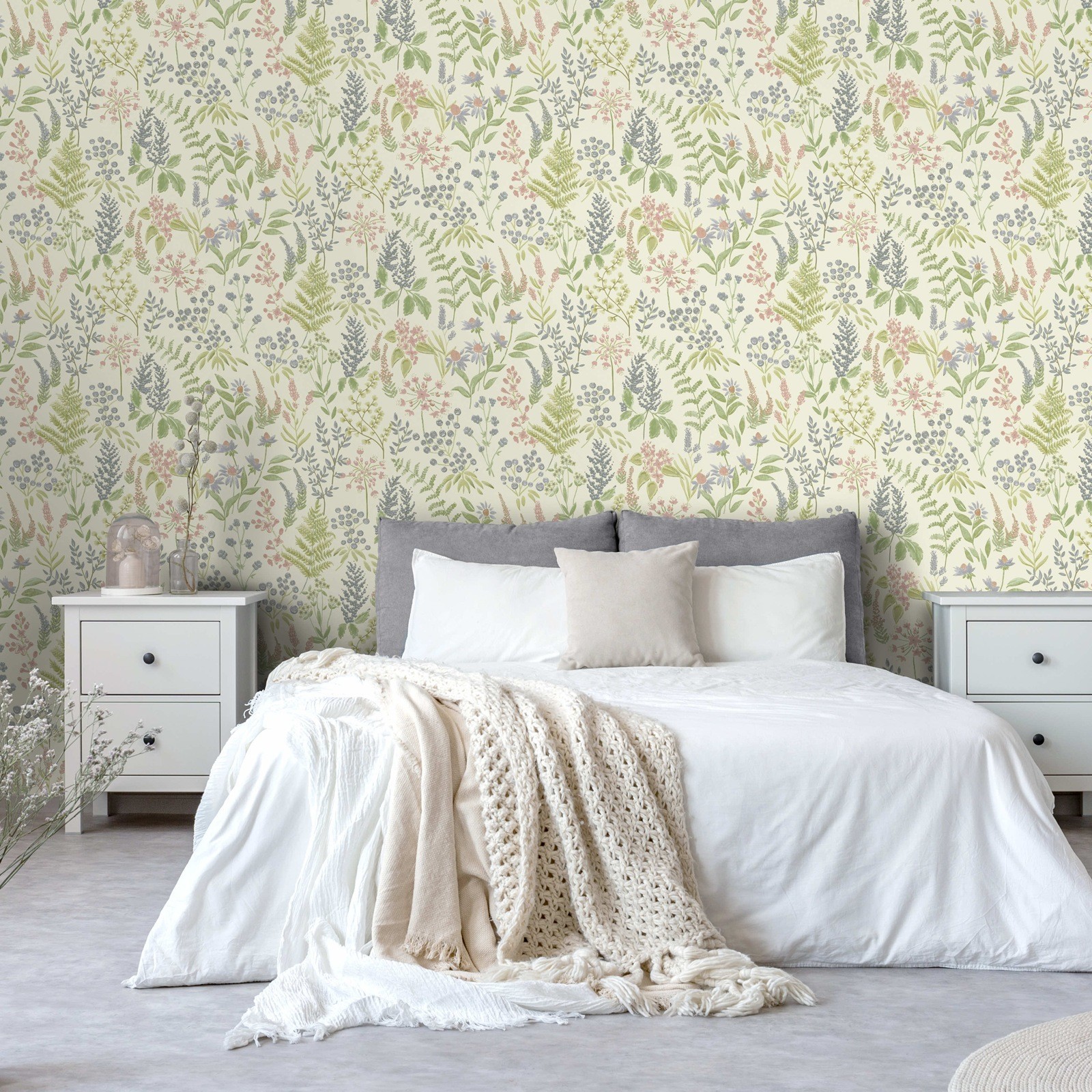 Cream Floral Sprig Wallpaper Pink Green Blue Wildflowers Feature Bedroom Lounge