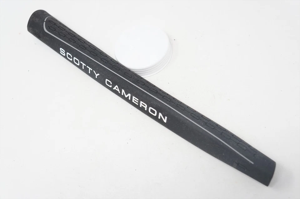 New Titleist Scotty Cameron Full Contact Putter Grip Black/White - Image 3 of 4