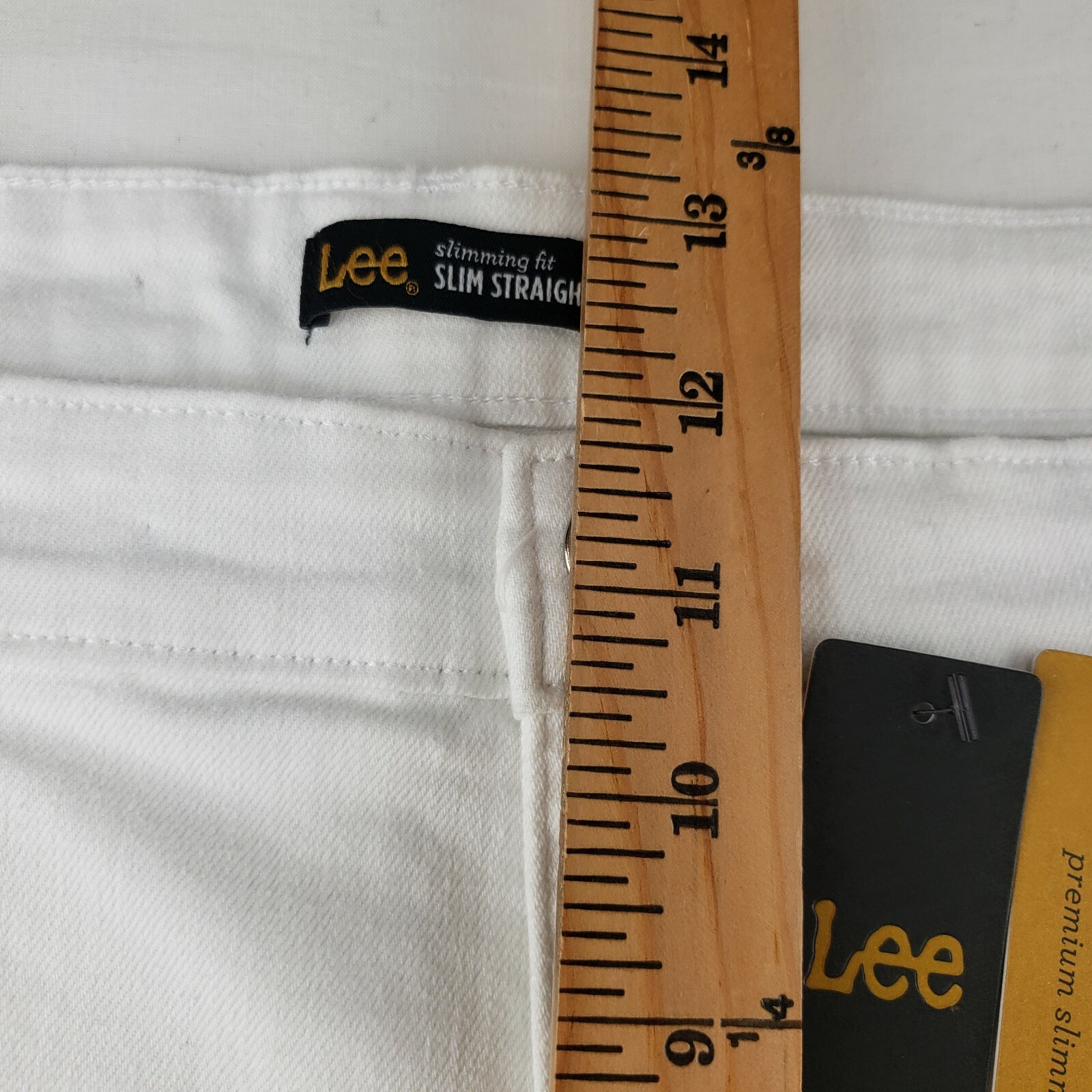 New Lee Women Sz 18M Slim Straight Jeans White Rebound Denim Pants Stretch 36x31