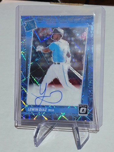 2021 Donruss Optic Lewin Diaz RC CAROLINA BLUE VELOCITY REFRACTOR PRIZM /75 AUTO - Picture 2 of 11
