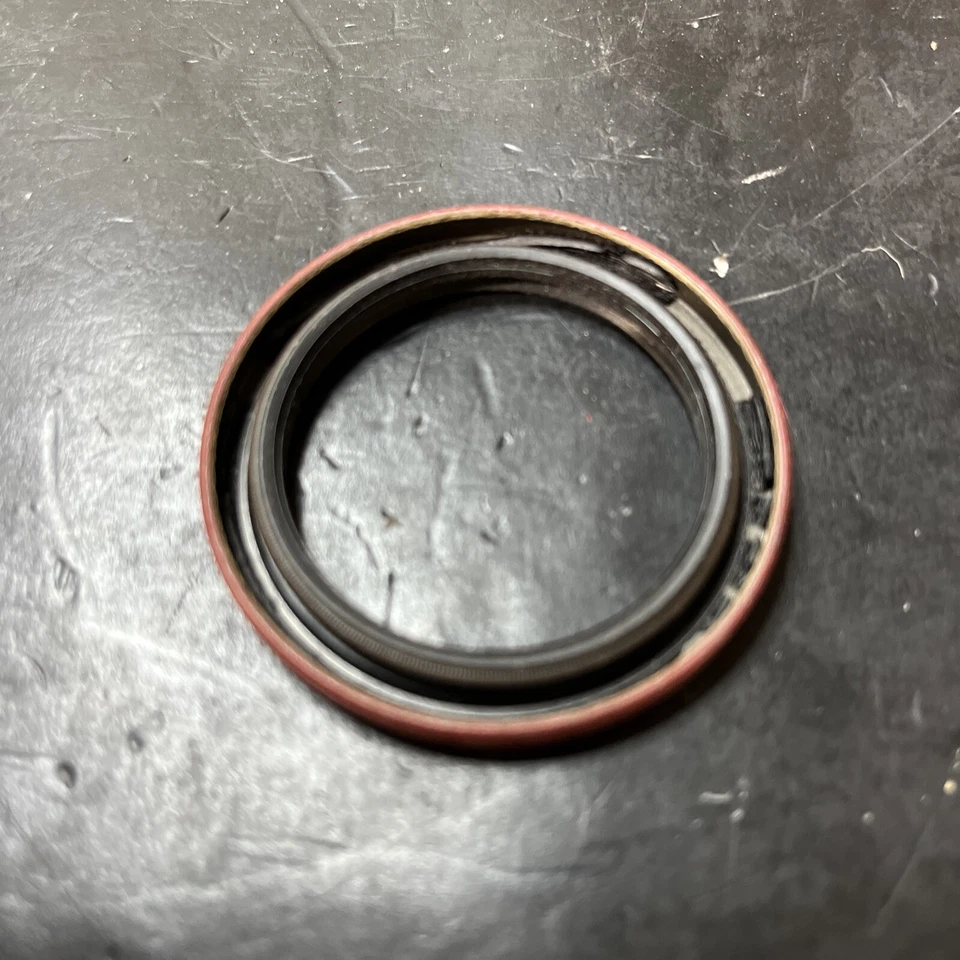 🔥1213N Se adapta a 70-04 05 Asuna Chevy Ford Mazda Mercury Caja de transferencia Sello de salida Foto 3 de 3