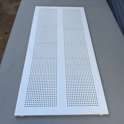 IKEA Algot Metal Shelf 31 1/2” (80cm) x15” (38cm) White 302.185.97