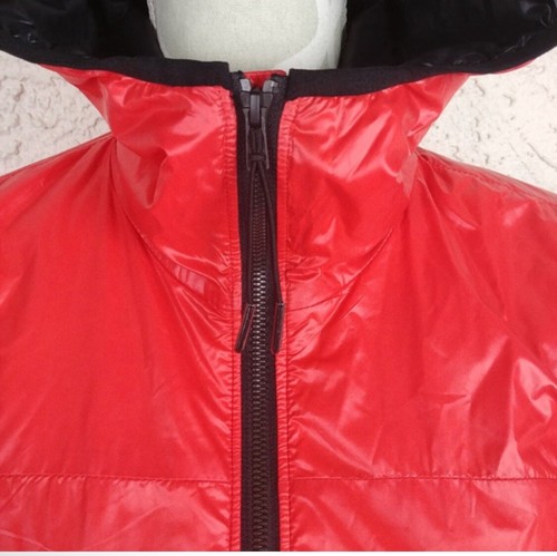 Roter verpackbarer Puffer von Aritzia Community - Bild 3 von 8